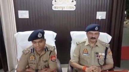 अकबरपुर: माती पुलिस लाइन सभागार में डीआईजी ने अपराध गोष्ठी कर अपराध नियंत्रण व कानून व्यवस्था की समीक्षा की