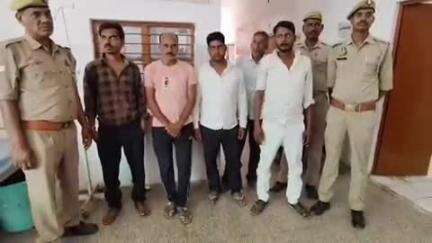 सिकंदरा: बदनपुर गांव के पास हारजीत की बाजी लगाते हुए राजपुर पुलिस ने पांच जुआरियों को किया गिरफ्तार, ₹56,340 व अन्य सामान बरामद