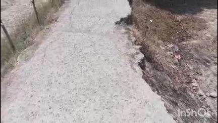 लालगंज: खीरो विकासखंड की ग्राम सभा शिवपुरी हुसैनाबाद हनुमान मंदिर को जाने वाली सड़क की हालत जर्जर #jansamasya