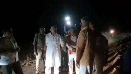 तमकुही राज: गोड़ईता श्रीराम में बनेगा अंतरराज्यीय बस अड्डा, विधायक के प्रयास पर परिवहन विभाग की टीम ने किया स्थलीय निरीक्षण