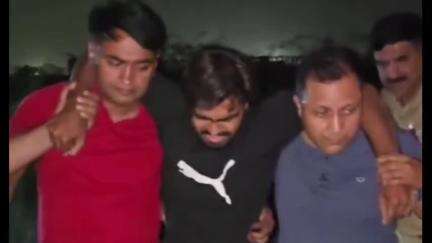 मथुरा: हाईवे पर पुलिस और बदमाश के बीच मुठभेड़, युवक को गोली मारने वाला बदमाश गिरफ्तार