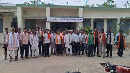 पत्थलगांव: महेशपुर में एक ही परिवार के सदस्य को 56 एकड़ सरकारी जमीन के पट्टे, ग्रामीणों ने SDM से निरस्त करने की मांग की