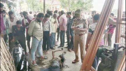 करहल: बरनाहल क्षेत्र में नाले में मिला युवक का शव, पुलिस ने कब्जे में लेकर पोस्टमार्टम के लिए भेजा