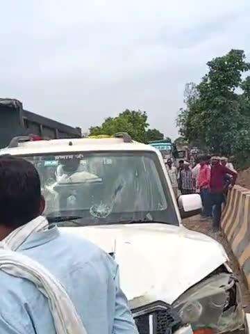 shahdol district vyohari to devlond ke bich geambhamarha gaw me auto chalak ki death hogai