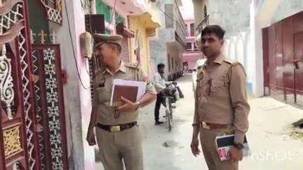 औरैया: दिबियापुर कस्बा के लोहिया नगर मोहल्ला में दरवाजे पर खड़ी महिला से बाइक सवार दो लोगों ने छीनी चेन, सूचना पर पहुंची पुलिस