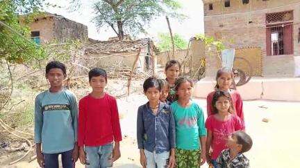 कौंच: पहूज नदी किनारे बसा ढीमरपुरा गांव का सरकारी स्कूल खंडहर में हुआ तब्दील, नही पढ़ पा रहे बच्चे #jansamasya