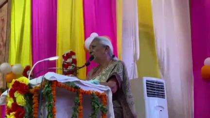 उन्नाव: आज का दिन गौरव का है, हमारी सेनाओं ने पाकिस्तान और आतंकवाद को परास्त किया: राज्यपाल आनंदीबेन पटेल