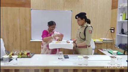 বারাসাত ১: একাধিক চুরি হয়ে যাওয়া জিনিস ফিরিয়ে দিল মধ্যমগ্রাম থানার পুলিশ, উপস্থিত জেলা পুলিশ সুপার