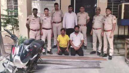 निवाई: वनस्थली मोड इंडस्ट्रीज एरिया से एक फैक्ट्री से तारों के बंडल चुराने वाले आरोपी और खरीददार को पुलिस ने किया गिरफ्तार