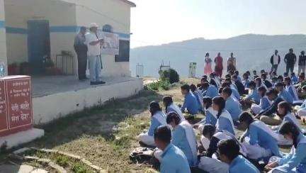 बाराकोट: विधिक सेवा प्राधिकरण ने बाराकोट के जीआईसी रेगडू में विधिक शिविर का आयोजन किया
