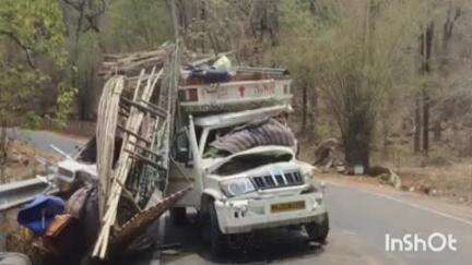कुरखेडा: डोंगरगांव फाट्याजवळ चारचाकीला ट्रकची धडक १ ठार एक ३ वर्षीय बालकासह महिला गंभीर जखमी