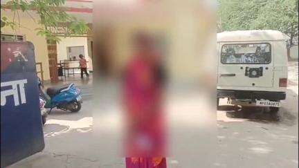 बगहा संत नगर में बीमार पत्नी ने दवा के लिए मांगे पैसे तो पति ने की पिटाई, महिला थाने में दर्ज कराई गई शिकायत