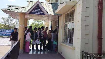 गलोड़: हमीरपुर के मेडिकल कॉलेज में वर्ष 2019 बैच के एमबीबीएस प्रशिक्षकों का प्रशिक्षण पूरा, इंटर्नशिप के बाद मिले सर्टिफिकेट