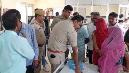 पाली: गुड़ा एंदला थाना क्षेत्र के विभिन्न गांवों में फूड प्वाइजनिंग से बीमार लोगों के बयान लिए गए, पुलिस ने बांगड़ अस्पताल में की कार्रवाई