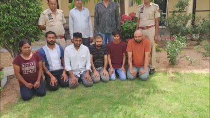जयपुर: मानसरोवर थाना पुलिस ने साइबर ठगी करने वाले गिरोह का खुलासा करते हुए 6 बदमाशों को पकड़ा, चोरी के मोबाइल फोन किए बरामद