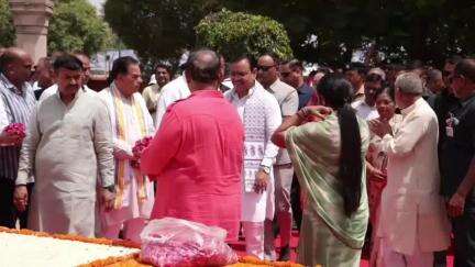 जयपुर: पूर्व उपराष्ट्रपति व पूर्व सीएम बाबोसा भेरू सिंह शेखावत की पुण्यतिथि पर सीएम व उपमुख्यमंत्री ने अर्पित की पुष्पांजलि