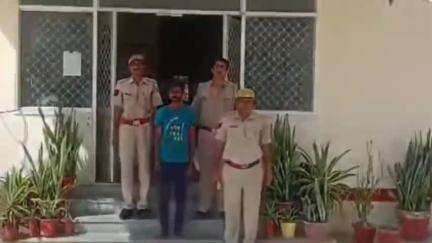 जसवंतपुरा: जसवंतपुरा पुलिस ने कार्रवाई करते हुए अवैध देशी शराब के साथ एक आरोपी को गिरफ्तार किया