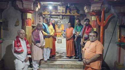 જૂનાગઢ: ગિરનાર પવિત્ર યાત્રાધામ બોર્ડના મેમ્બર્સ અને ધારાસભ્યએ ગરવા ગિરનારની મુલાકાત લીધી, ગિરનારના વિકાસ બાબતે ચર્ચાઓ કરાઈ