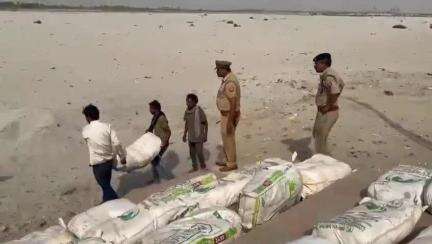 कानपुर: जाजमऊ पुलिस ने 18 कुंतल गांजा किया नष्ट