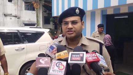 বারাসাত ১: মহিলাদের জন্য বিশেষ সচেতনতা বার্তা  দিলেন SDPO বারাসাত