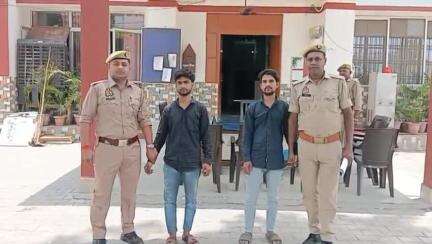 आज़मगढ़: कोतवाली क्षेत्र में हत्या के प्रयास के मामले में वांछित 2 आरोपियों को पुलिस ने किया गिरफ्तार