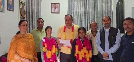 तकलेच: राजकीय वरिष्ठ माध्यमिक पाठशाला तकलेच का परीक्षा परिणाम रहा बेहतरीन, प्रधानाचार्य ने दी बधाई