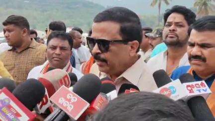 ଜୟପୁର: ଭାରତୀୟ ଯବାନଙ୍କୁ ସମ୍ମାନ ଜଣାଇ ବାରିଣୀପୁଟ ଠାରୁ ବାଇକ ଶୋଭାଯାତ୍ରା ଅନୁଷ୍ଠିତ, ରାଜସ୍ୱ ମନ୍ତ୍ରୀଙ୍କ ପ୍ରତିକ୍ରିୟା