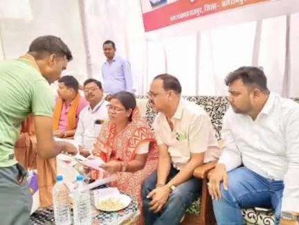 राजपुर: नगर पंचायत राजपुर में सुशासन तिहार के तहत समाधान शिविर का आयोजन, विधायक पैकरा ने की शिरकत