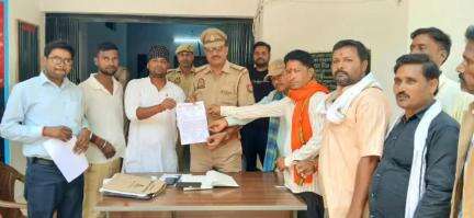 महमूदाबाद: सोशल मीडिया पर भड़काऊ पोस्ट करने के मामले में थाना रामपुर मथुरा पुलिस ने की कार्रवाई, आरोपी को किया गया गिरफ्तार