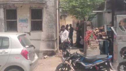 भांडेर: ग्राम लहार हवेली में युवक ने हेयर डाई पीकर की आत्महत्या, अज्ञात कारणों से घटना, भांडेर अस्पताल में किया गया शव का पीएम