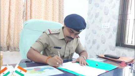 બરવાળા: બરવાળા પોલીસ સ્ટેશનના નવનિયુક્ત PI નવદીપકુમાર વસાવા એ ચાર્જ સંભાળ્યો