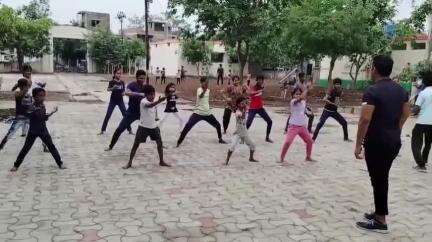 चांदूर बाजार: शहरातील उपजिल्हा रुग्णालय परिसरात उन्हाळी क्रीडा प्रशिक्षण शिबिराचे आयोजन, जास्तीत जास्त संख्येने सहभागी होण्याचे आवाहन