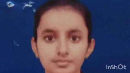 पीरो: सीबीएसई के जारी रिजल्ट में पीरो की सुगंधा कुमारी ने विद्यालय में टॉप किया