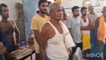 चरपोखरी: प्राथमिक विद्यालय बलिहारी में रसोईया हटाने के विवाद के कारण 10 दिनों से मध्यान्ह भोजन बंद, ग्रामीणों ने किया हंगामा