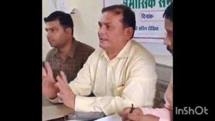 सफीपुर: गर्भवती और नवजातों के टीकाकरण की समीक्षा, सफीपुर सीएचसी प्रभारी ने स्वास्थ्य कर्मियों को दिए सख्त निर्देश