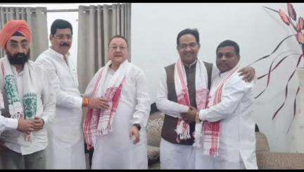 धनबाद/केंदुआडीह: हाउसिंग कॉलोनी में कांग्रेस कार्यालय, जिला अध्यक्ष संतोष सिंह ने संविधान बचाओ रैली के लिए अपील जारी की