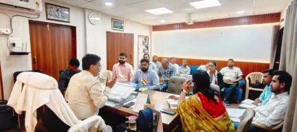 ललितपुर: वार्डों में पे जल से संबंधित समस्याओं के निदान हेतु बैठक, संबंधित विभागों को दिए गए आवश्यक निर्देश