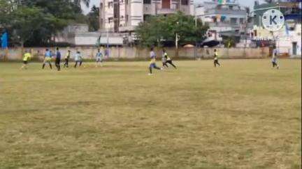 রায়গঞ্জ: রায়গঞ্জ টাউনক্লাবে অনুষ্ঠিত রায়গঞ্জ সুপার লীগের ফাইনাল খেলায় কসবা বয়েস ক্লাবকে ৪-১ গোলে পরাজিত করলো কালিয়াগঞ্জ এফ সি