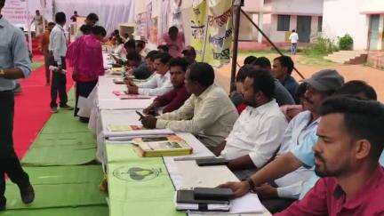 नारायणपुर: वार्ड क्रमांक 06 में आयोजित सुशासन तिहार में जिले के प्रभारी व खेल एवं युवा कल्याण मंत्री टंकराम वर्मा पहुंचे