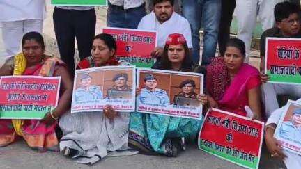 मंझनपुर: देश की बेटी का अपमान बर्दाश्त नहीं, सपा महिला सभा ने मंझनपुर में किया हल्ला बोल, राष्ट्रपति को भेजा ज्ञापन