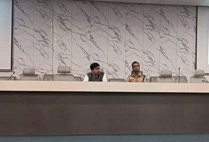 जालना: नैसर्गिक आपत्तींचा सामना करण्यासाठी यंत्रणांनी मान्सूनपुर्व कामे वेळेत पूर्ण करावीत - जिल्हाधिकारी डॉ. श्रीकृष्ण पांचाळ.
