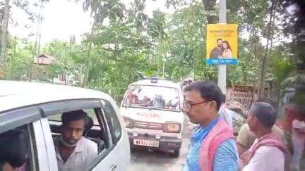 ময়নাগুড়ি: শিলিগুড়ি থেকে বাড়ি ফেরার পথে পথ দুর্ঘটনায় মৃত যুবকের দেহ ফিরলো বাড়িতে, শোকের ছায়া ঠাকুরপাট এলাকায়