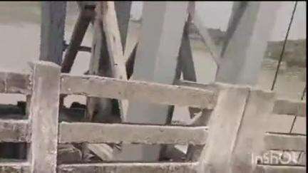 मखदुमपुर: उदेरास्थान बराज में आत्महत्या के प्रयास में कूदे युवक को पुलिस ने घर पहुंचाया