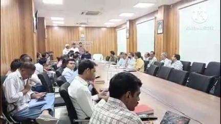 डीडवाना: जिला कलेक्टर कार्यालय में आयोजित जिला स्तरीय जनसुनवाई, मौके पर लोगों की समस्याओं का हुआ निदान
