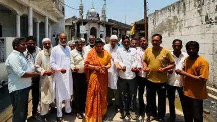 भगवानपुर: भगवानपुर विधायक ने क्षेत्र के गांव में फीता काटकर सड़कों के निर्माण कार्य का उद्घाटन किया