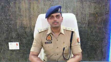 जिला अमरोहा।  थाना नौगावां सादात के ग्राम बीलना में बाग में मिली लाश । शव की नहीं हुई शिनाख्त
