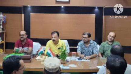 বজবজ ২: এলাকার সমস্যার সমাধান করার লক্ষ্যে বজবজ দু'নম্বর পঞ্চায়েতের কর্মীদের নিয়ে আলোচনা সভা করেন  বুচান ব্যানার্জি