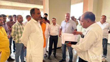 चरखी दादरी: विधायक ने बाढड़ा में निर्माणाधीन उपमंडल भवन का निरीक्षण किया, निर्देश दिए