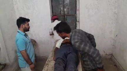 चंदेरी: ग्राम नयाखेड़ा निवासी व्यक्ति की लाश ग्राम संगमपुर में मिली, पुलिस ने मामला दर्ज किया