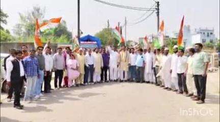 संभल: कर्नल सोफिया कुरैशी पर विवादित टिप्पणी का कांग्रेस ने किया विरोध, मंत्री विजय शाह के खिलाफ कांग्रेसियों ने किया प्रदर्शन